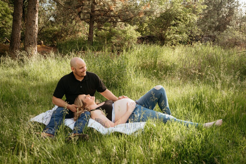 Expecting Parents during their maternity session with Sophie Grace Photography, Spokane maternity photographer